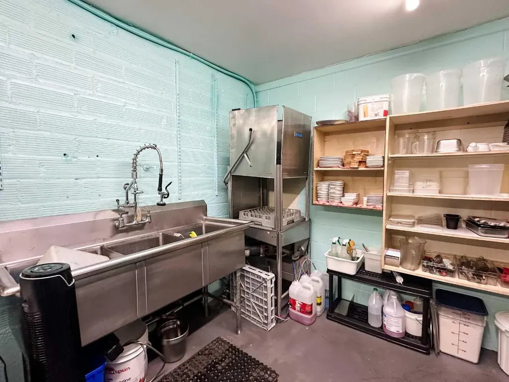 4824 50 Street Stettler AB T0C 2L0