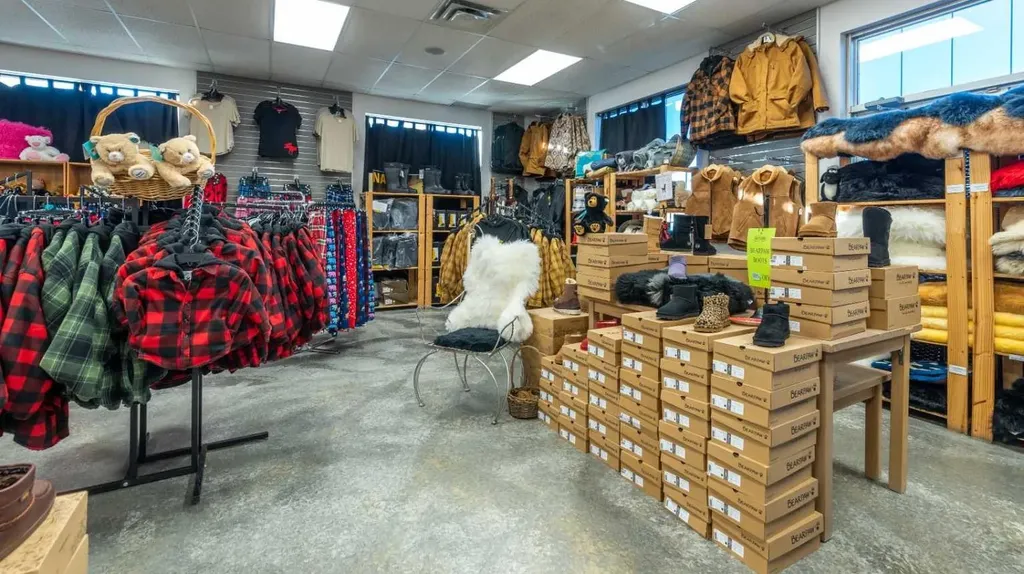 4305 57 Avenue Lloydminster AB T9V 1Y4