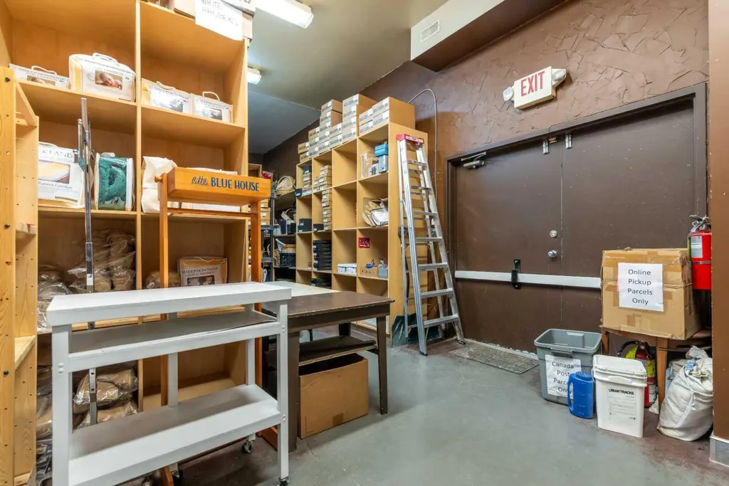 4305 57 Avenue Lloydminster AB T9V 1Y4
