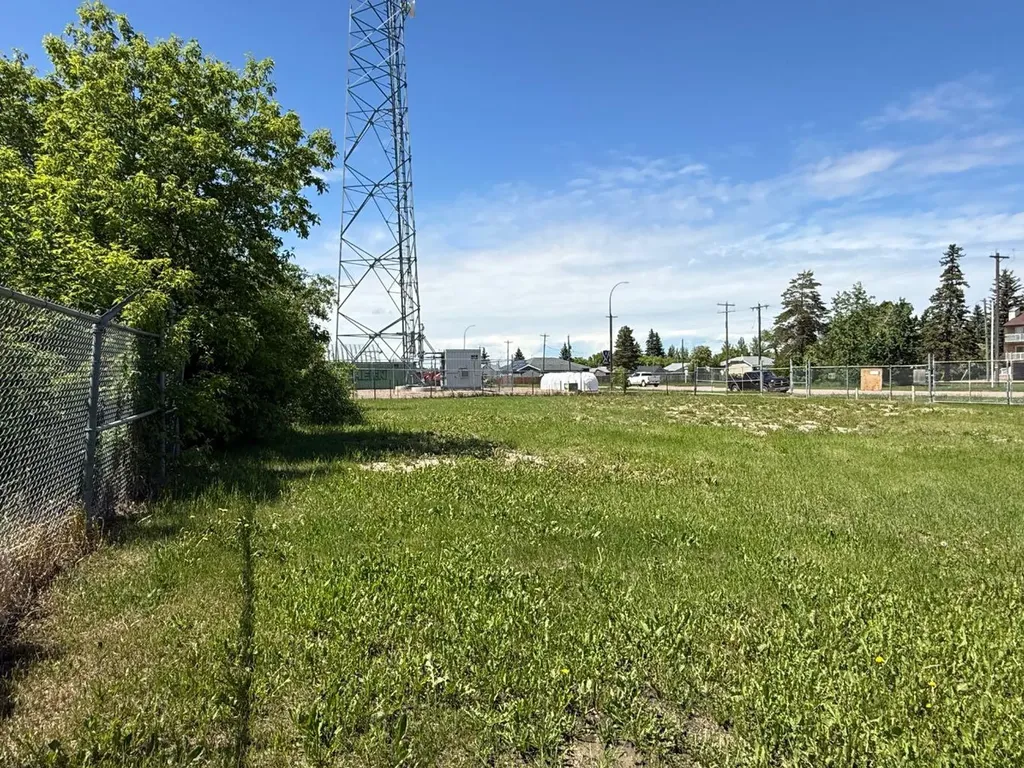 4719 Railway Avenue Vermilion AB T9X 1E6