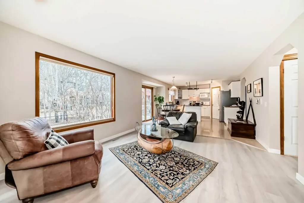 66 Tuscany Hills Point NW Calgary AB T3L 2C7