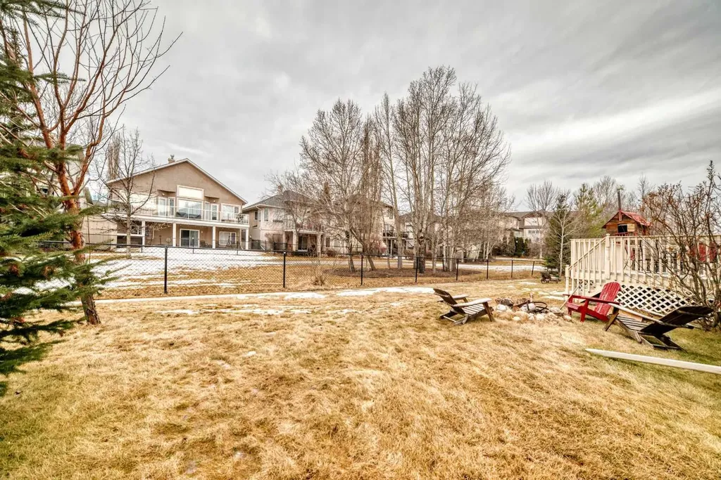 66 Tuscany Hills Point NW Calgary AB T3L 2C7