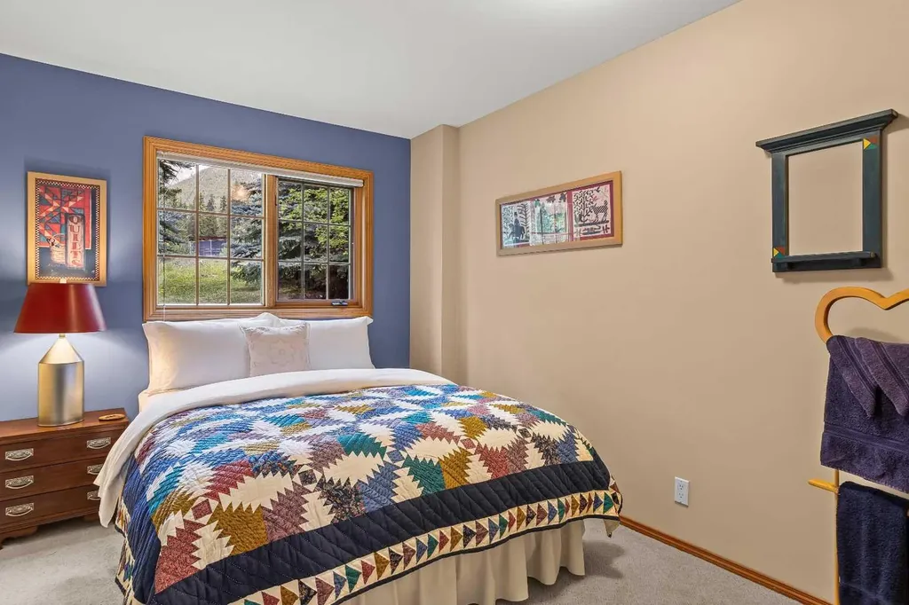 216 Bow River Drive Harvie Heights AB T1W 2W2