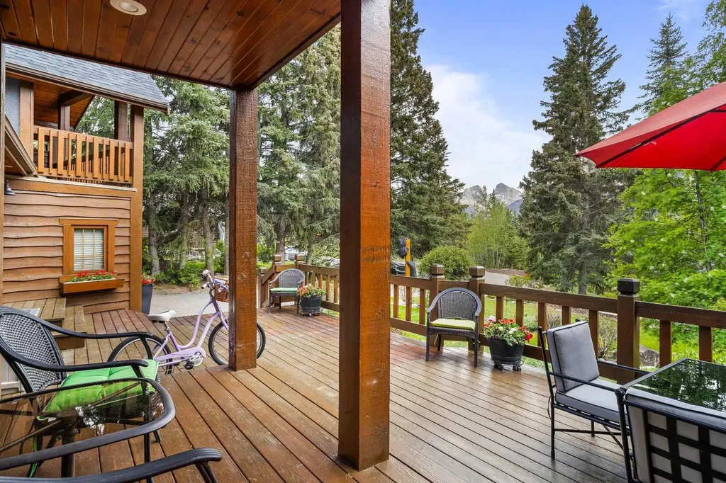 216 Bow River Drive Harvie Heights AB T1W 2W2