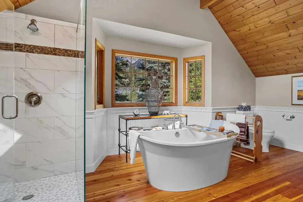 216 Bow River Drive Harvie Heights AB T1W 2W2