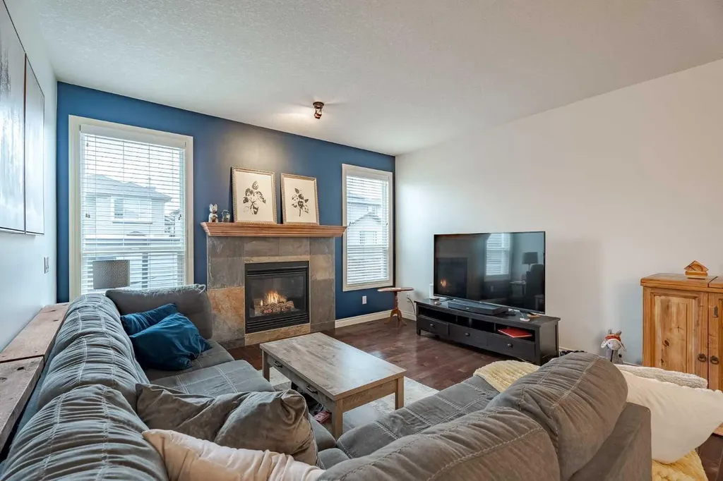 2937 Prairie Springs Grove SW Airdrie AB T4B 0E7
