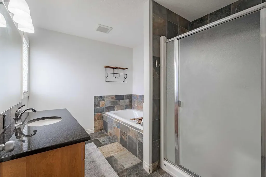 2937 Prairie Springs Grove SW Airdrie AB T4B 0E7