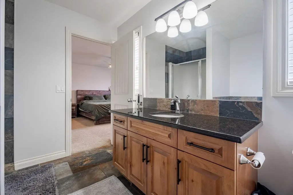 2937 Prairie Springs Grove SW Airdrie AB T4B 0E7