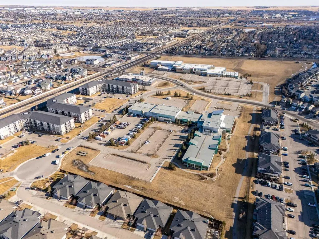 2937 Prairie Springs Grove SW Airdrie AB T4B 0E7