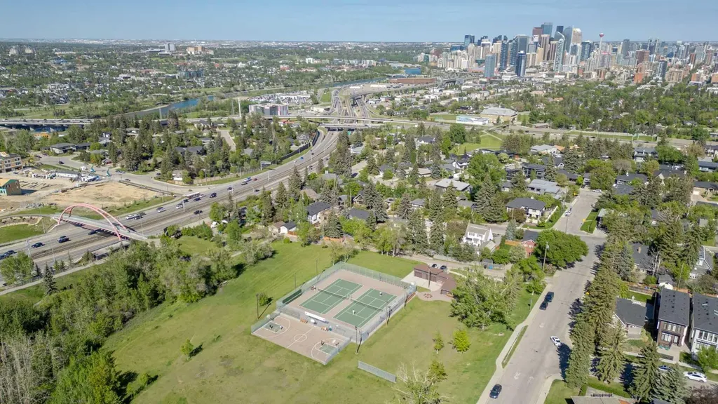 1932 27 Street SW Calgary AB T3E 2E5