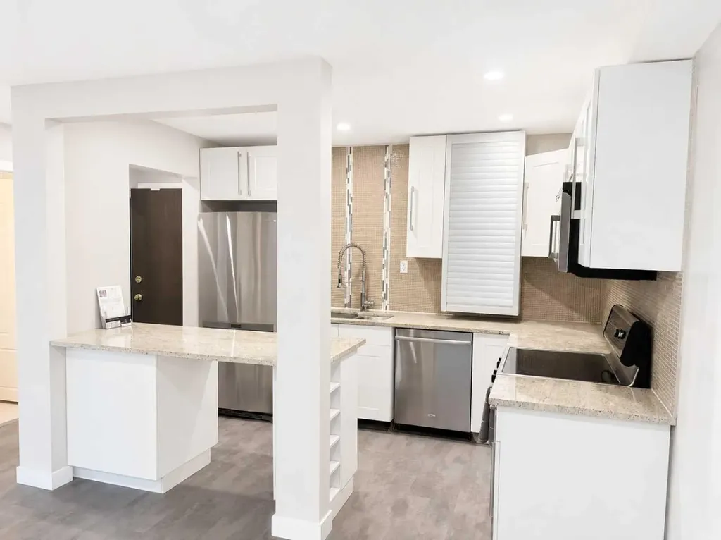 1817 16 Street SW Calgary AB T2T 4E3