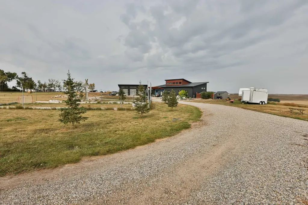 309 Alta Vista Boulevard Carmangay AB T0L 0N0