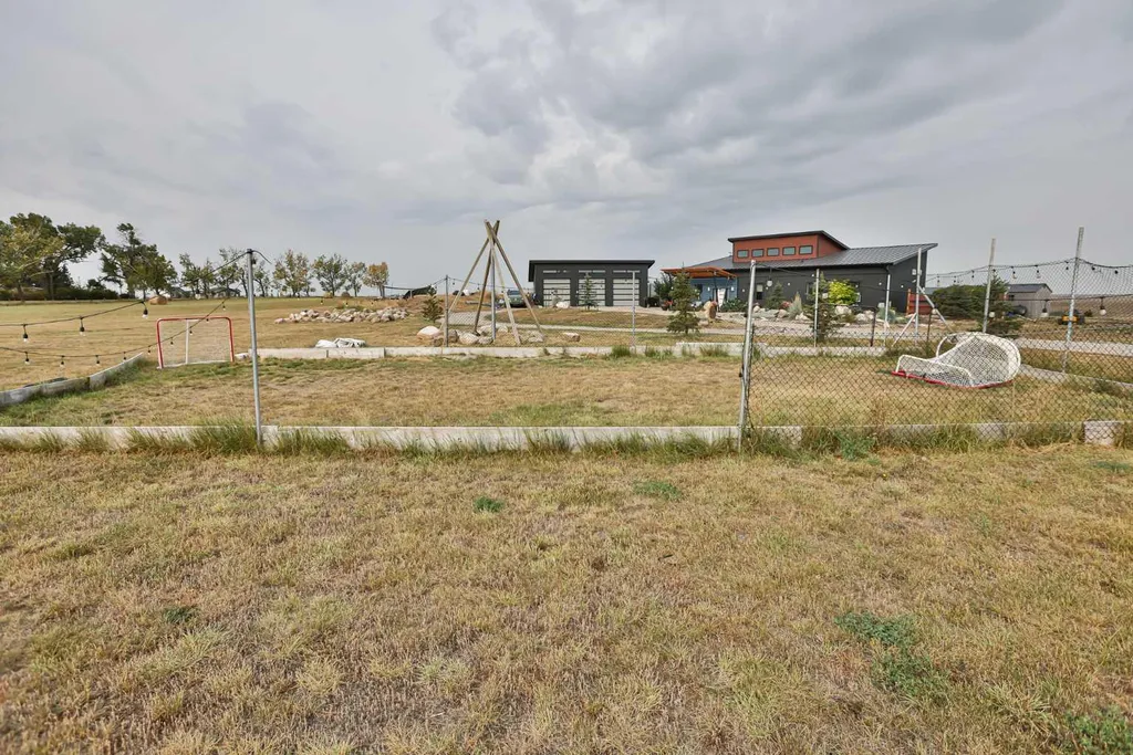 309 Alta Vista Boulevard Carmangay AB T0L 0N0