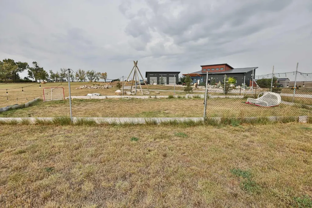 309 Alta Vista Boulevard Carmangay AB T0L 0N0