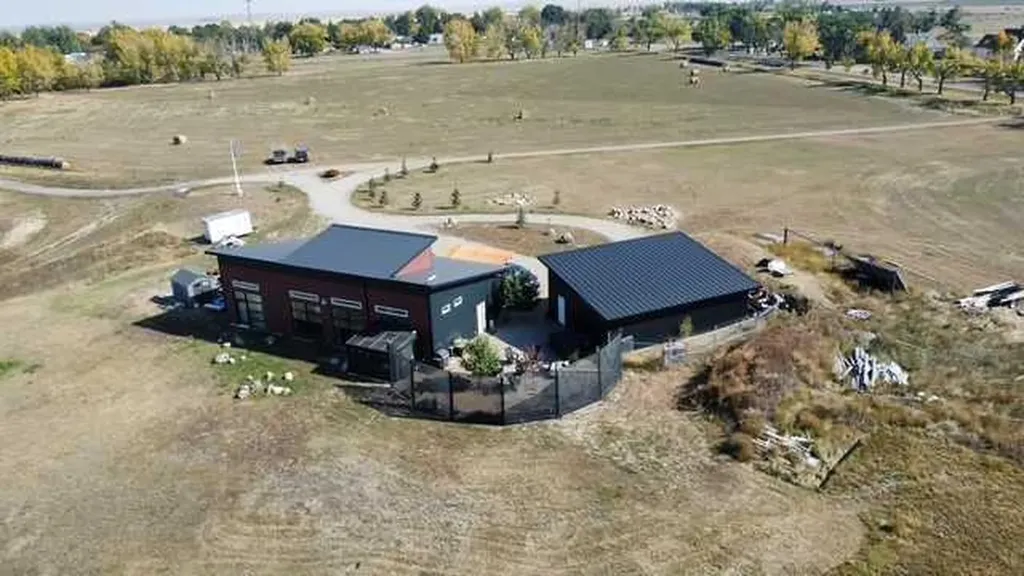 309 Alta Vista Boulevard Carmangay AB T0L 0N0