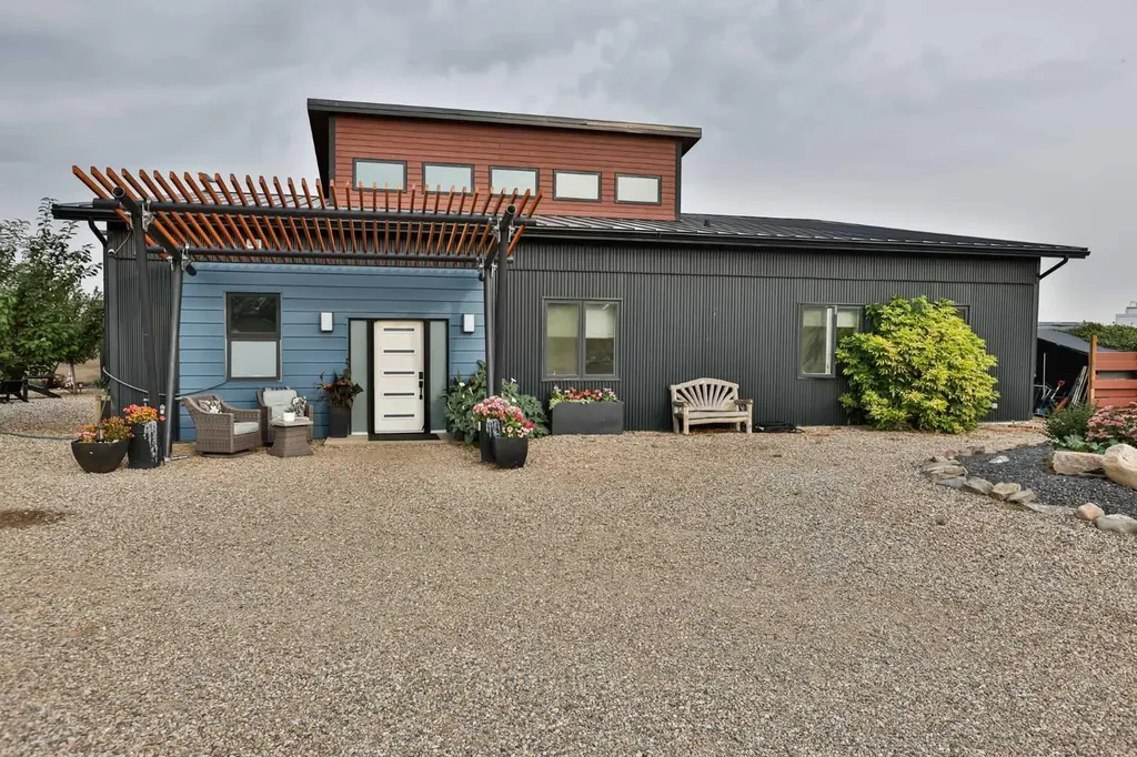 309 Alta Vista Boulevard Carmangay AB T0L 0N0