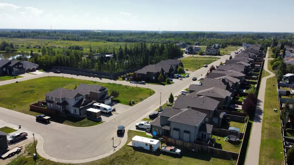 8833 60 Avenue Grande Prairie AB T8W 0J9