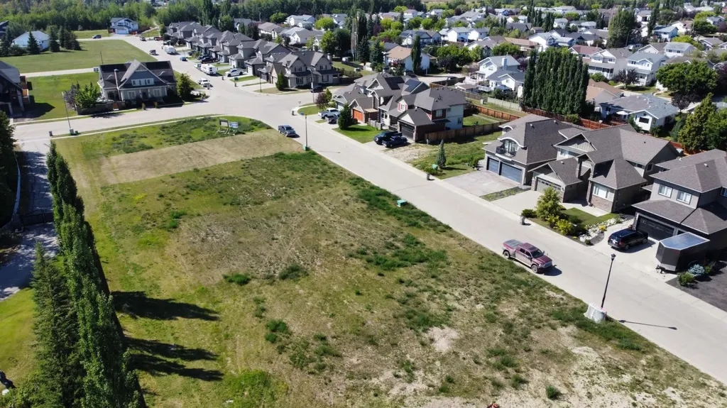 8833 60 Avenue Grande Prairie AB T8W 0J9