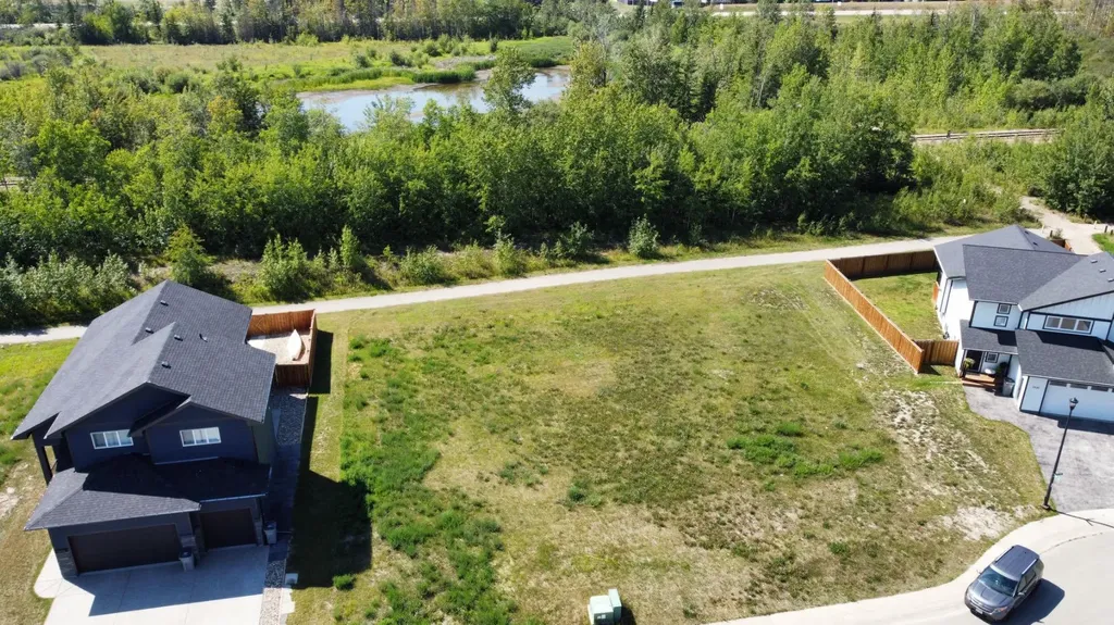 5922 91 Street Grande Prairie AB T8W 0K1