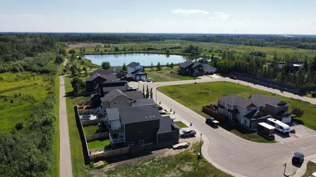 5933 88 Street Grande Prairie AB T8W 0J9