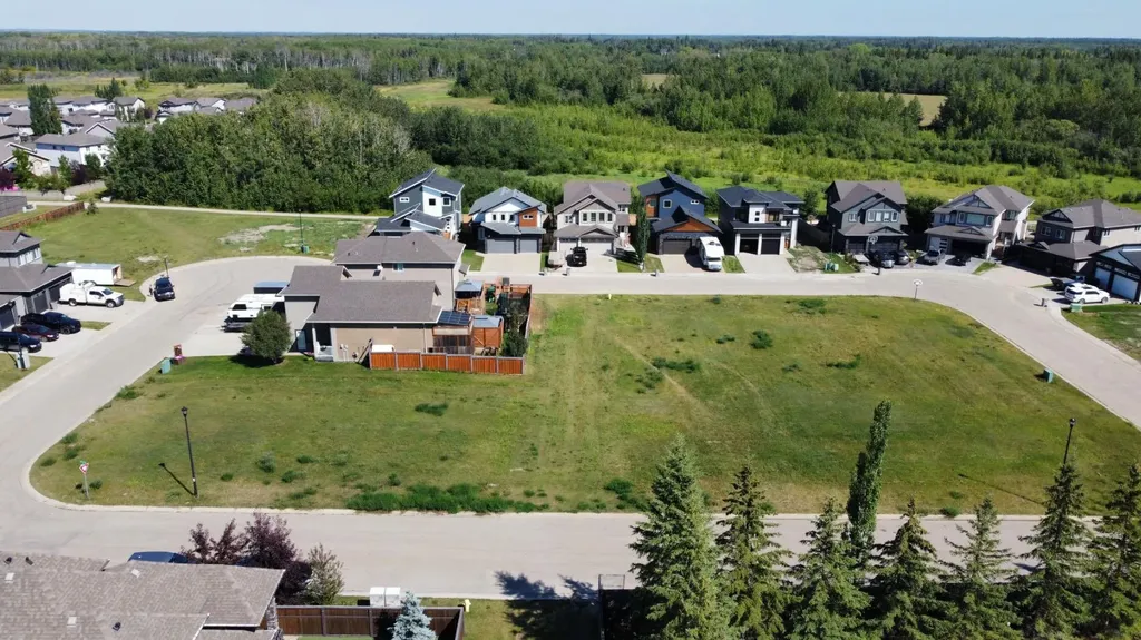 8810 59 Avenue Grande Prairie AB T8W 0J9