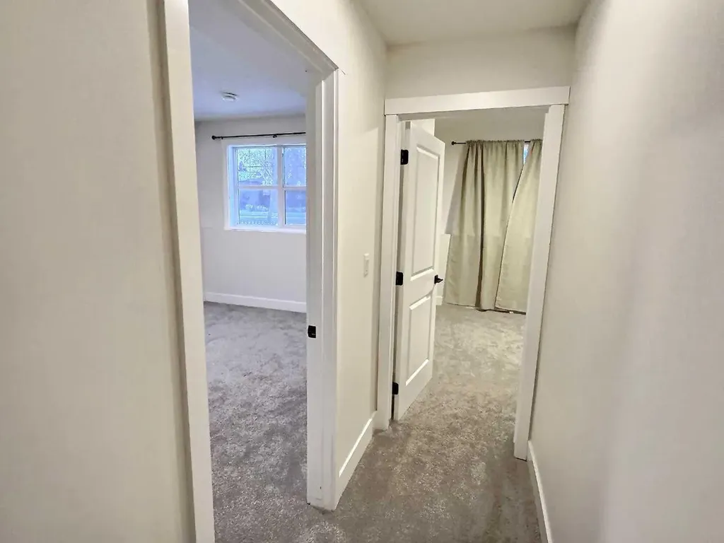 5209 57 Avenue Ponoka AB T4J 1G6