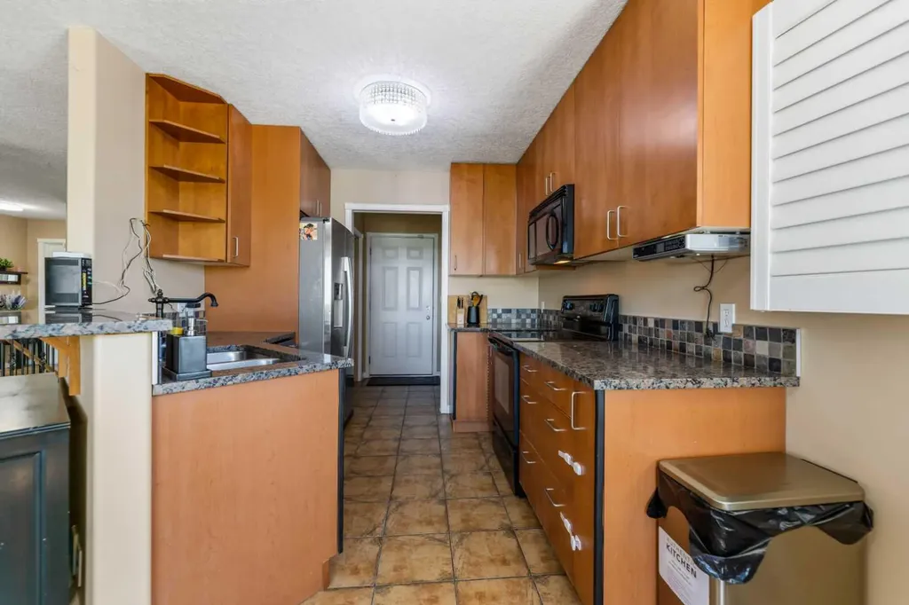 732 1 Avenue Irricana AB T0M1B0