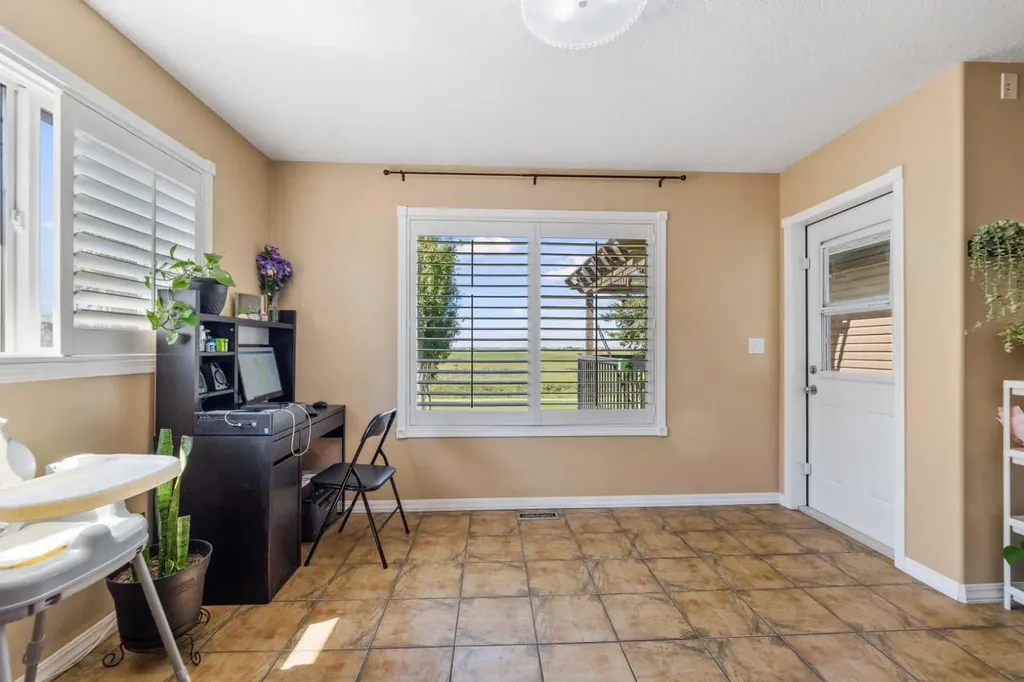 732 1 Avenue Irricana AB T0M1B0