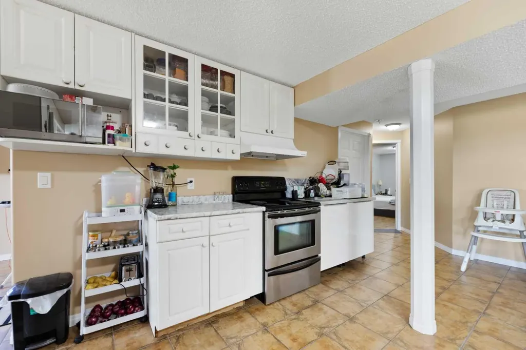 732 1 Avenue Irricana AB T0M1B0