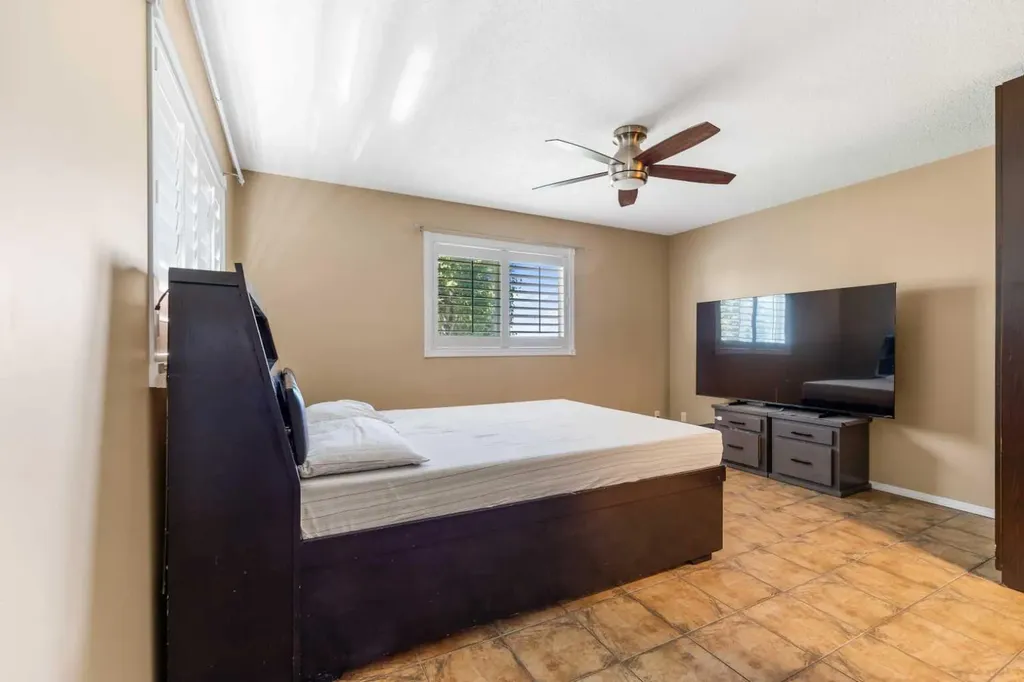 732 1 Avenue Irricana AB T0M1B0