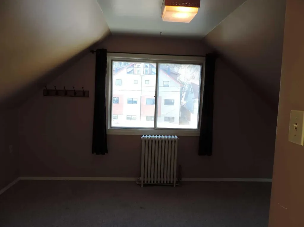 208 Patricia Street Jasper AB T0E 1E0