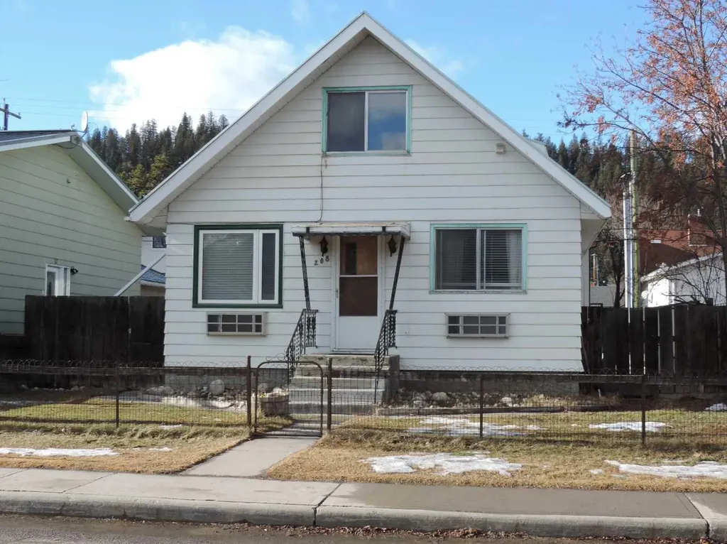 208 Patricia Street Jasper AB T0E 1E0