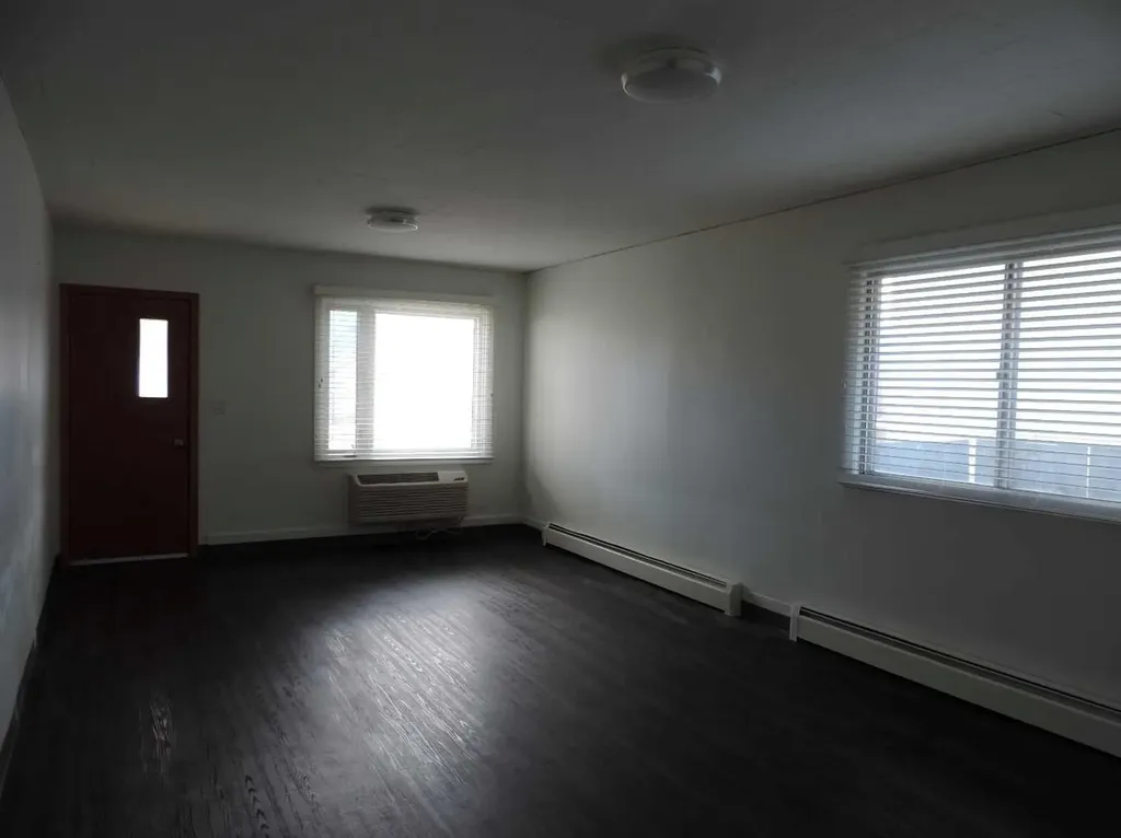208 Patricia Street Jasper AB T0E 1E0