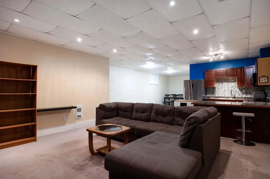 209 Ash Way Fort Mcmurray AB T9K 0E9