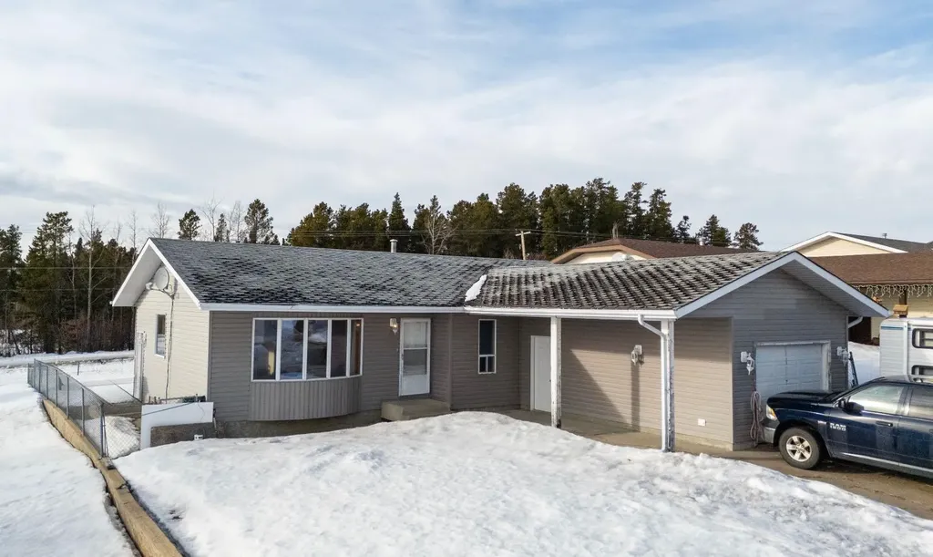 21 Tressa Street Swan Hills AB T0G2C0