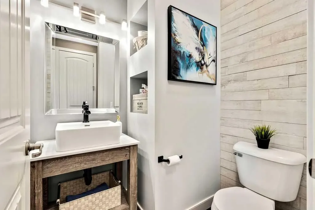 205 Aspenmere Way Chestermere AB T1X 0Y2