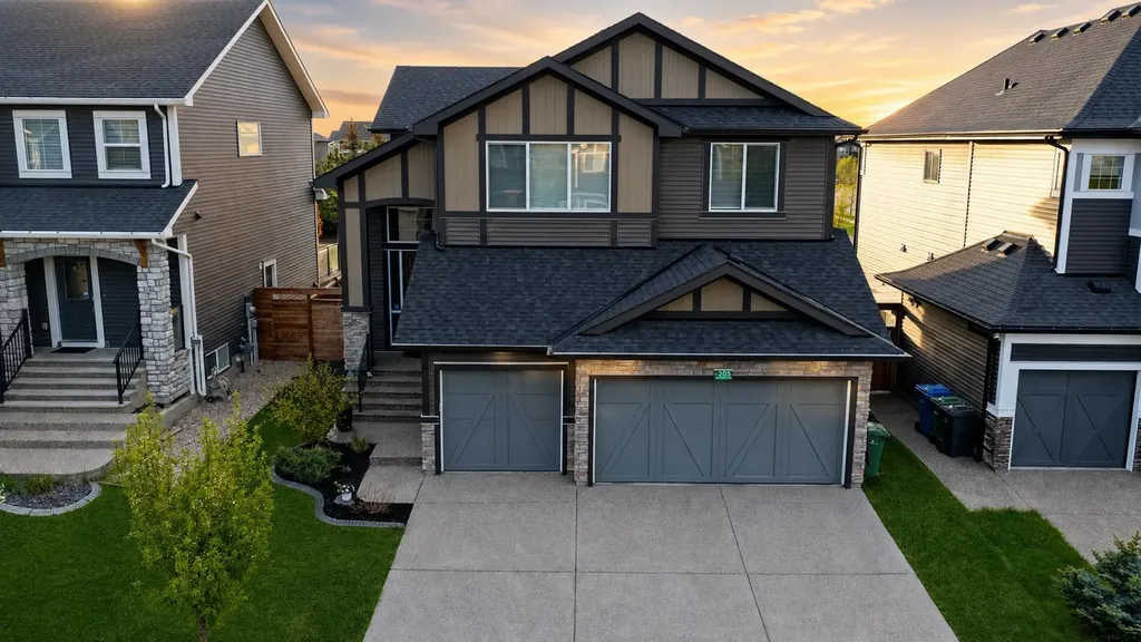 205 Aspenmere Way Chestermere AB T1X 0Y2