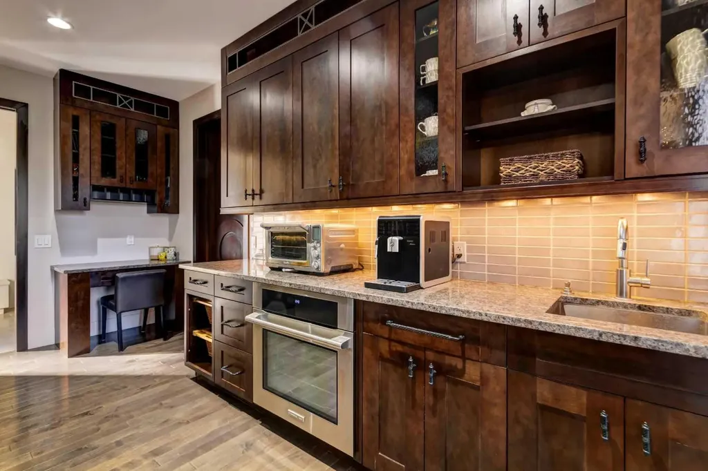 566 Pine Creek Ridge Heritage Pointe AB T1S 3V9