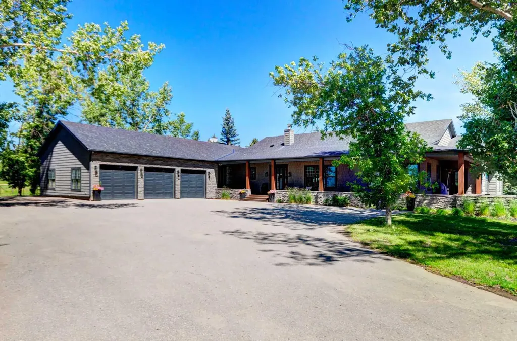 566 Pine Creek Ridge Heritage Pointe AB T1S 3V9