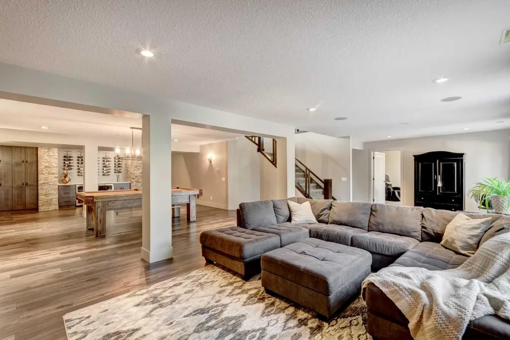 566 Pine Creek Ridge Heritage Pointe AB T1S 3V9