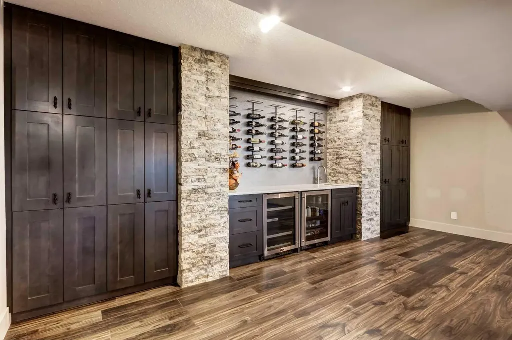 566 Pine Creek Ridge Heritage Pointe AB T1S 3V9