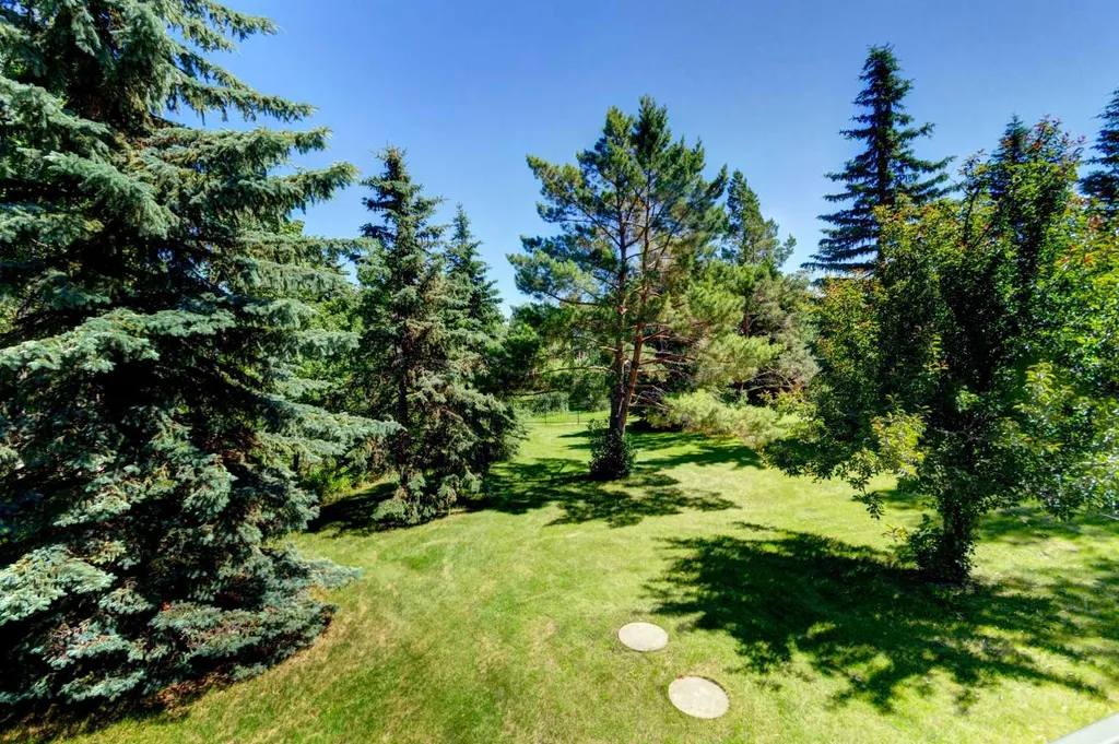 566 Pine Creek Ridge Heritage Pointe AB T1S 3V9