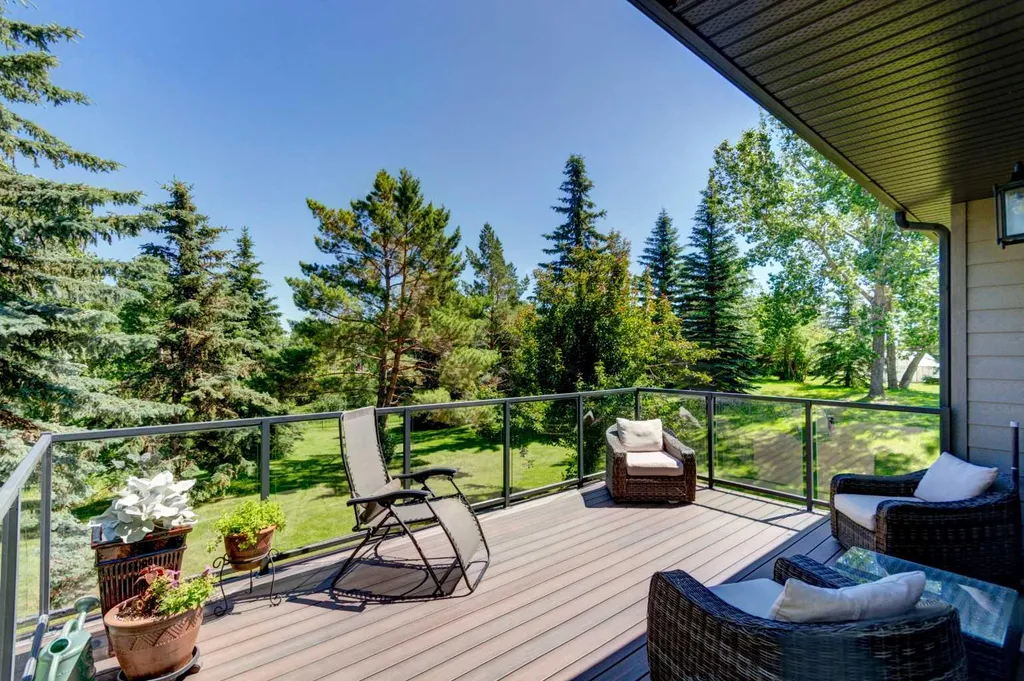 566 Pine Creek Ridge Heritage Pointe AB T1S 3V9