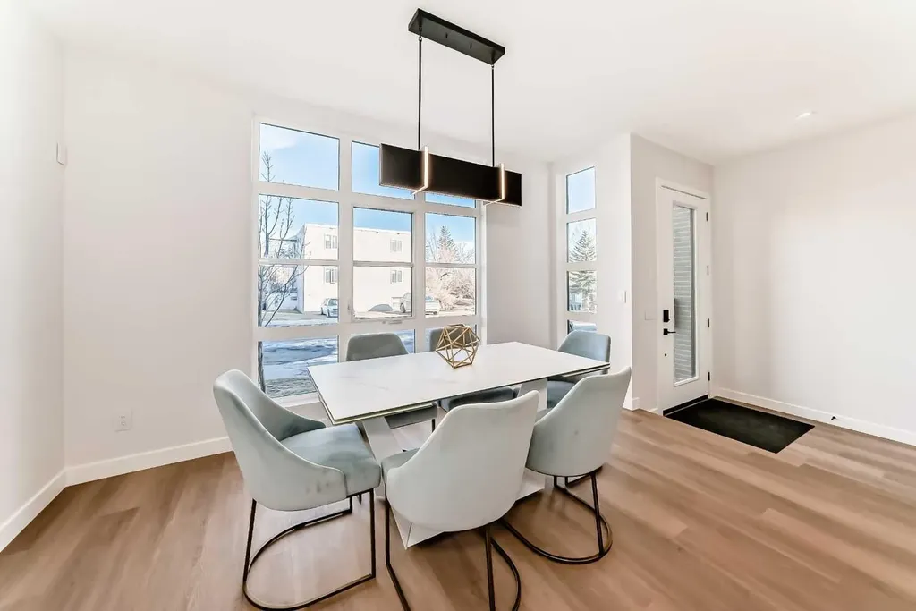 1607 37 Avenue SW Calgary AB T2T2h2