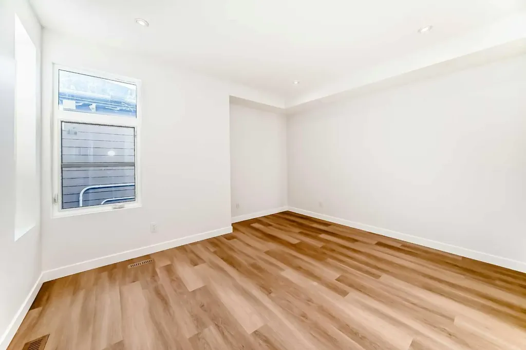 1607 37 Avenue SW Calgary AB T2T2h2