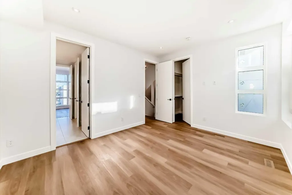 1607 37 Avenue SW Calgary AB T2T2h2