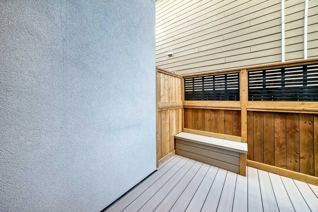 1607 37 Avenue SW Calgary AB T2T2h2