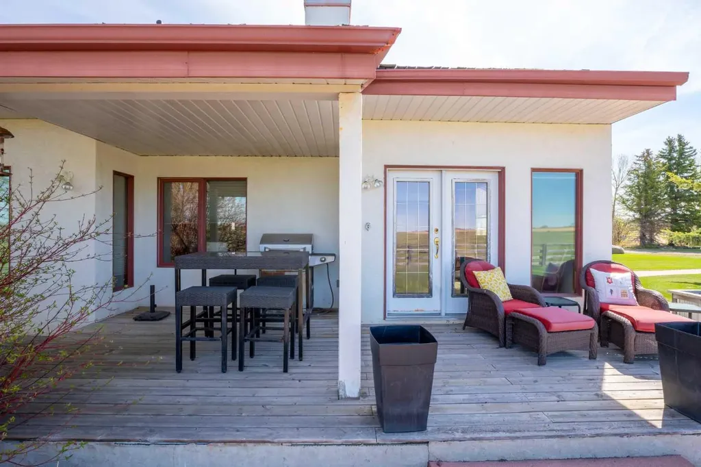 31144 Range Road 20 Rural Mountain View County AB T0M 0W0