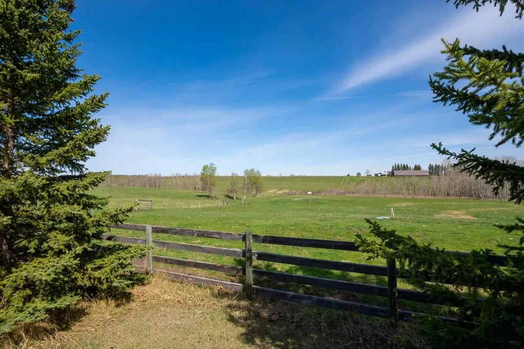 31144 Range Road 20 Rural Mountain View County AB T0M 0W0