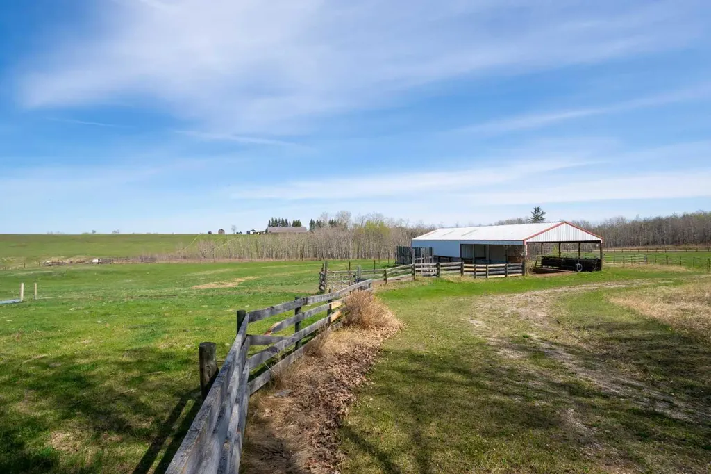 31144 Range Road 20 Rural Mountain View County AB T0M 0W0